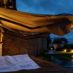 Store banne vent : toile partiellement déployée, rafale et risque de casse